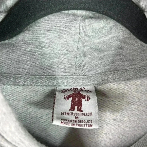 Brew City Sweatshirt Womens Medium Beer Pocket Girls Drinking Team Hoodie - Picture 2 of 7